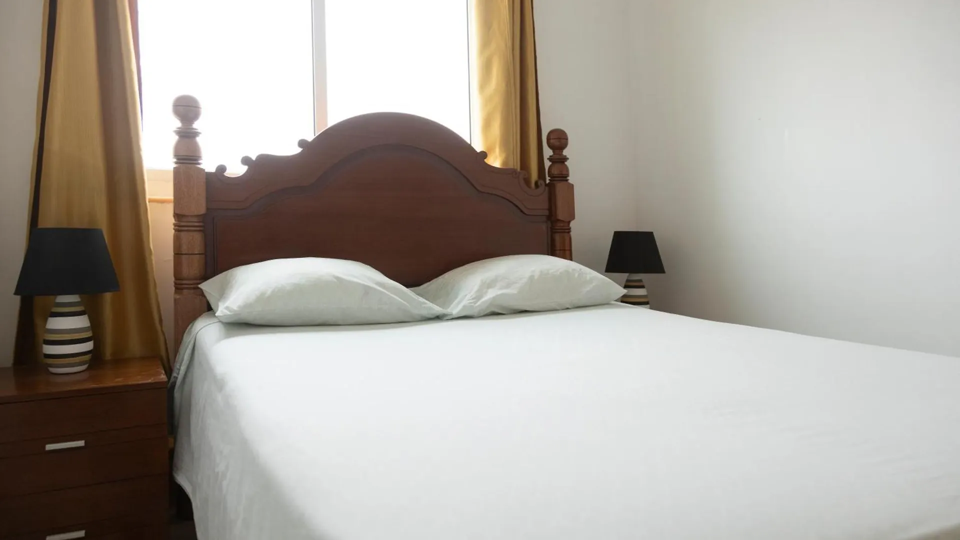 Apartment City Center Charm: 2-Bdr Apt In Palmarejo - Lcgr Praia Cape Verde